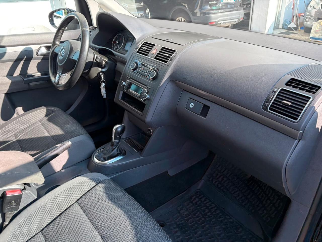 Volkswagen Touran Business 1.6 TDI DSG Comfortline*7POSTI*EURO5