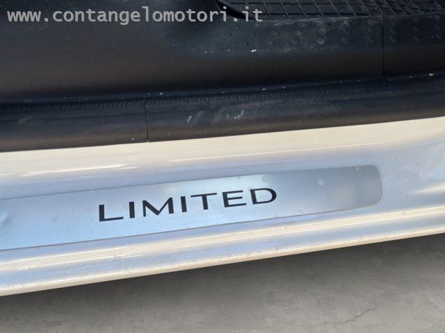 RENAULT Twingo SCe EDC La Parisienne