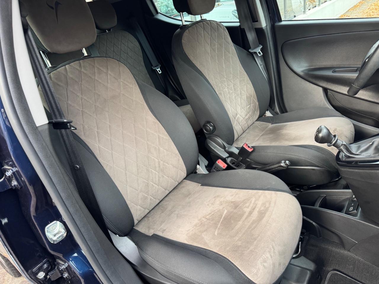 Lancia Ypsilon 1.2 69 CV 5 porte S&S Platinum (15 mila km!)