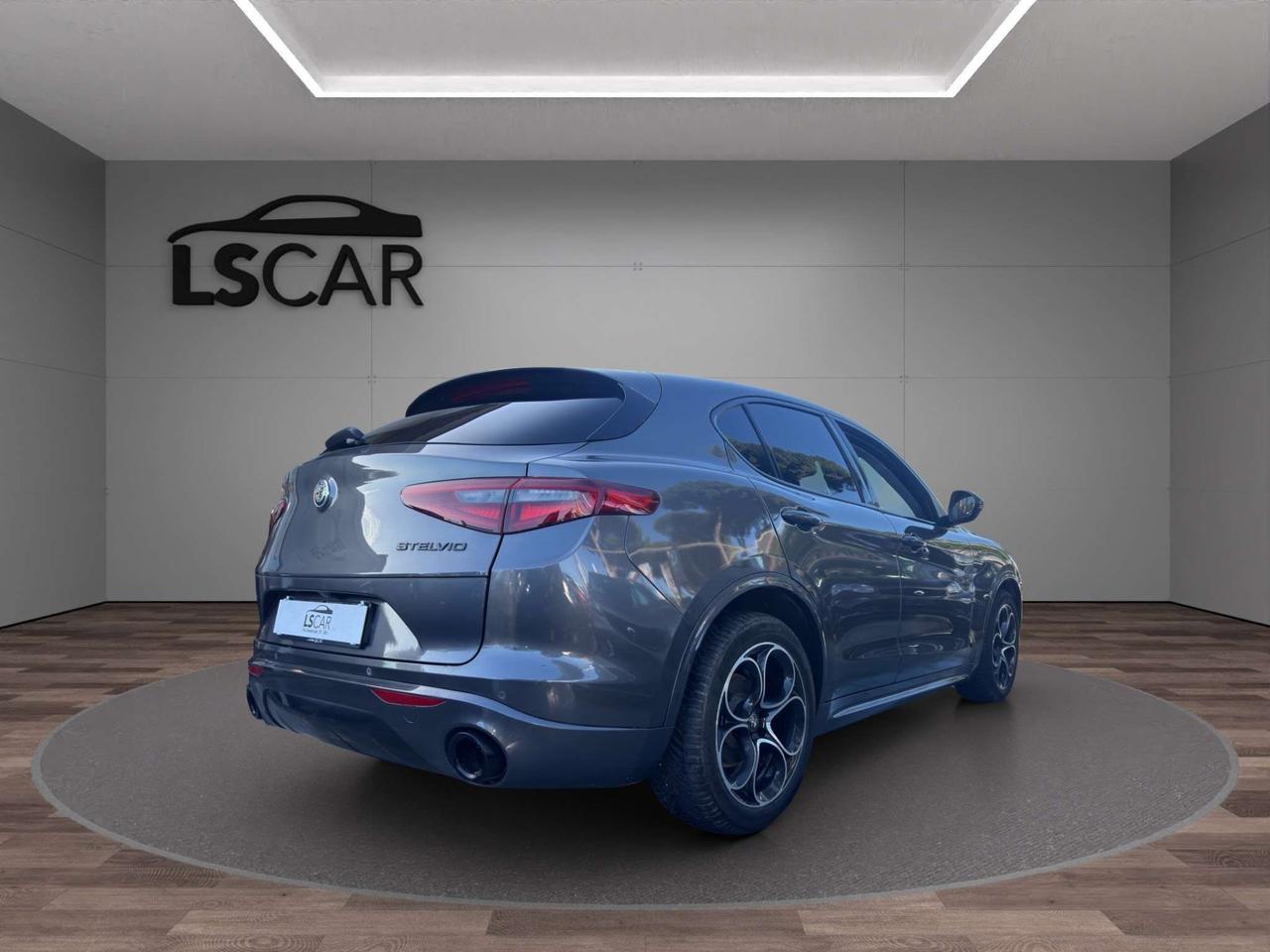 Alfa Romeo Stelvio 2.2 t Veloce Q4 210cv - Vettura Iva Esposta - Unipro - Promo finanziamento