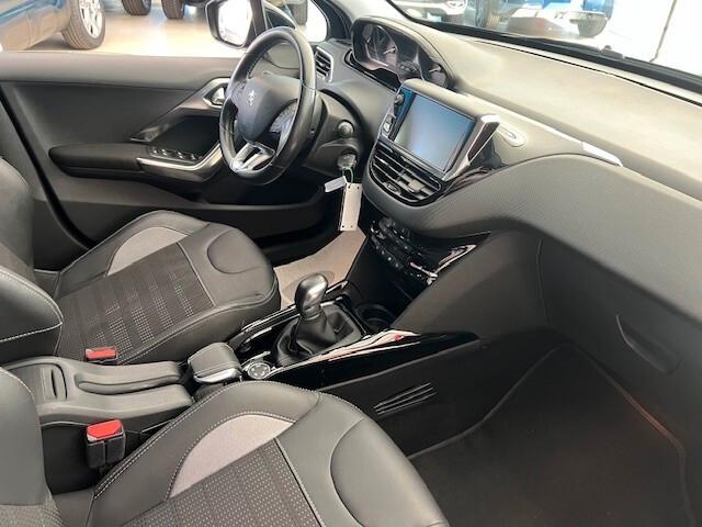 PEUGEOT 2008 1.2 BENZINA ALLURE PARI AL NUOVO UNICO PROPRIETARIO TAGLIANDI PEUGEOT