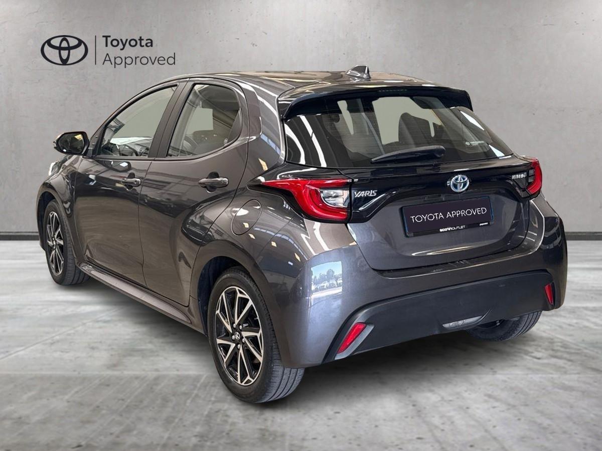 TOYOTA Yaris 4ª serie - Yaris 1.5 Hybrid 5 porte Trend