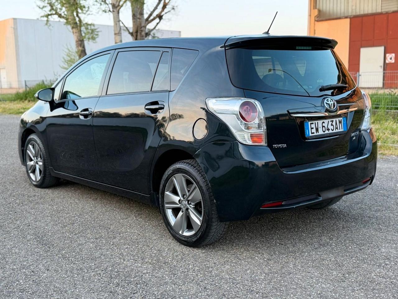 Toyota Verso 2.0 Luxury 7 posti EURO5B