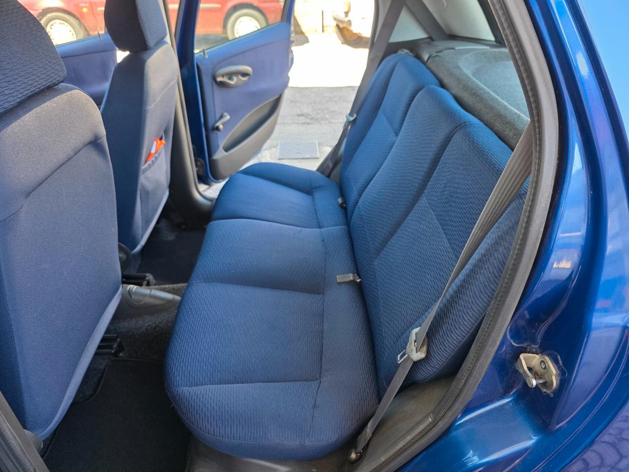 Fiat Punto 1.2i cat 5 porte ELX con 199.000km Neopatentati ok
