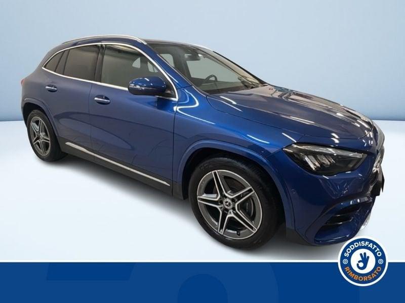 Mercedes-Benz GLA 200 D AUTOMATIC AMG Line PREMIUM