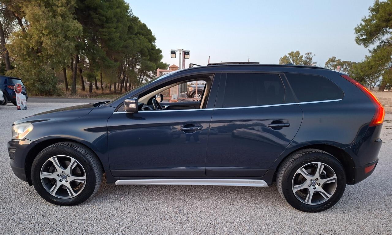 XC60 D5 2.0 D 163cv *TETTO PELLE-LED*