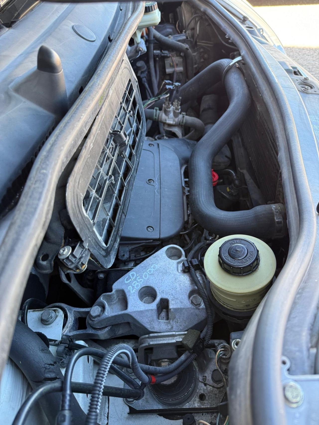 Opel Vivaro 27 1.9 -AUTOCARRO 3 POSTI