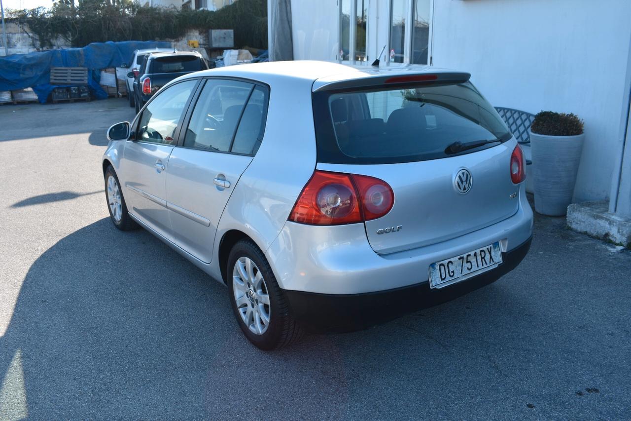 Volkswagen Golf 1.9 TDI Sportline