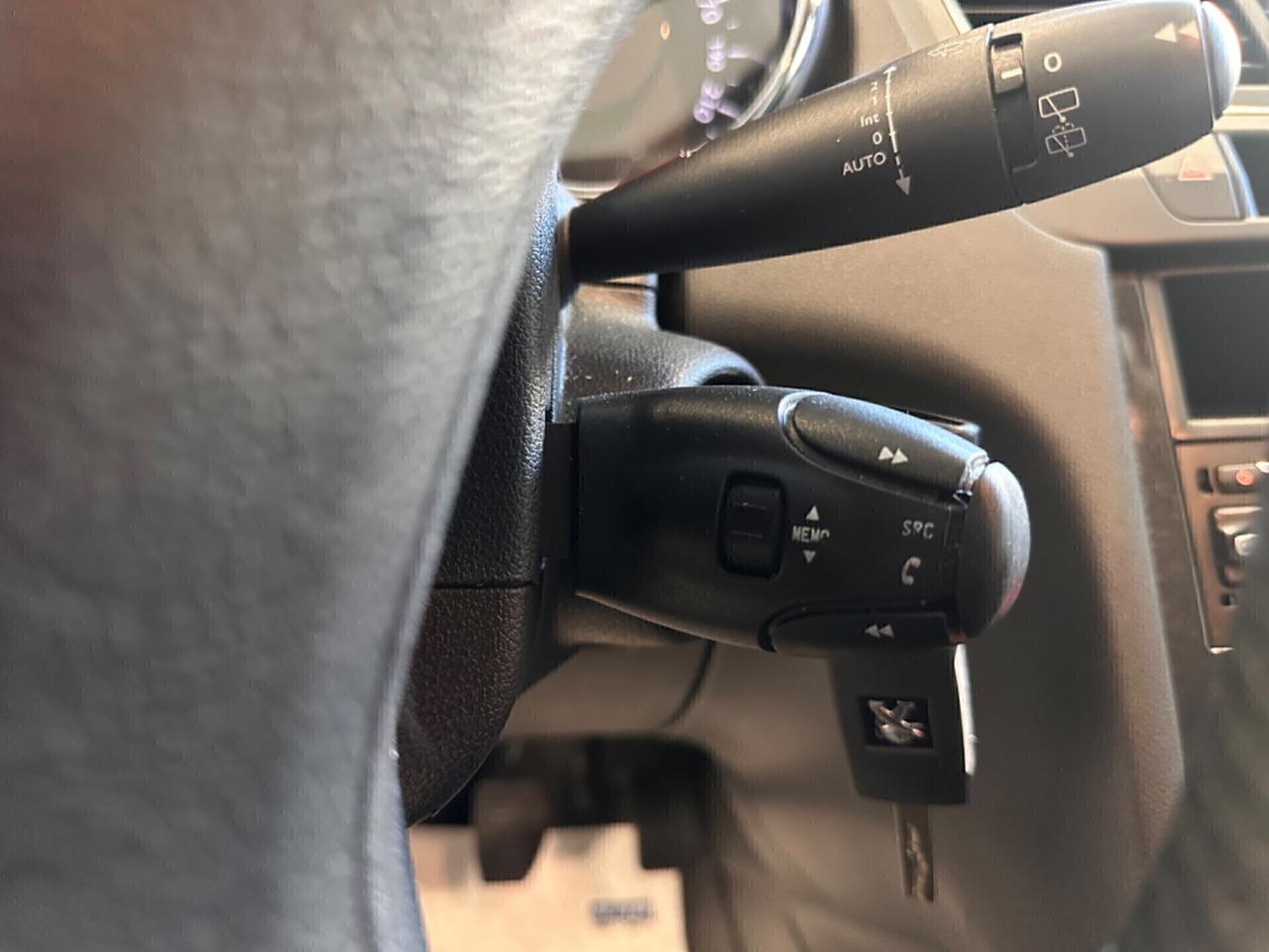PUGEOT 5008 1.6 HDI 7 POSTI