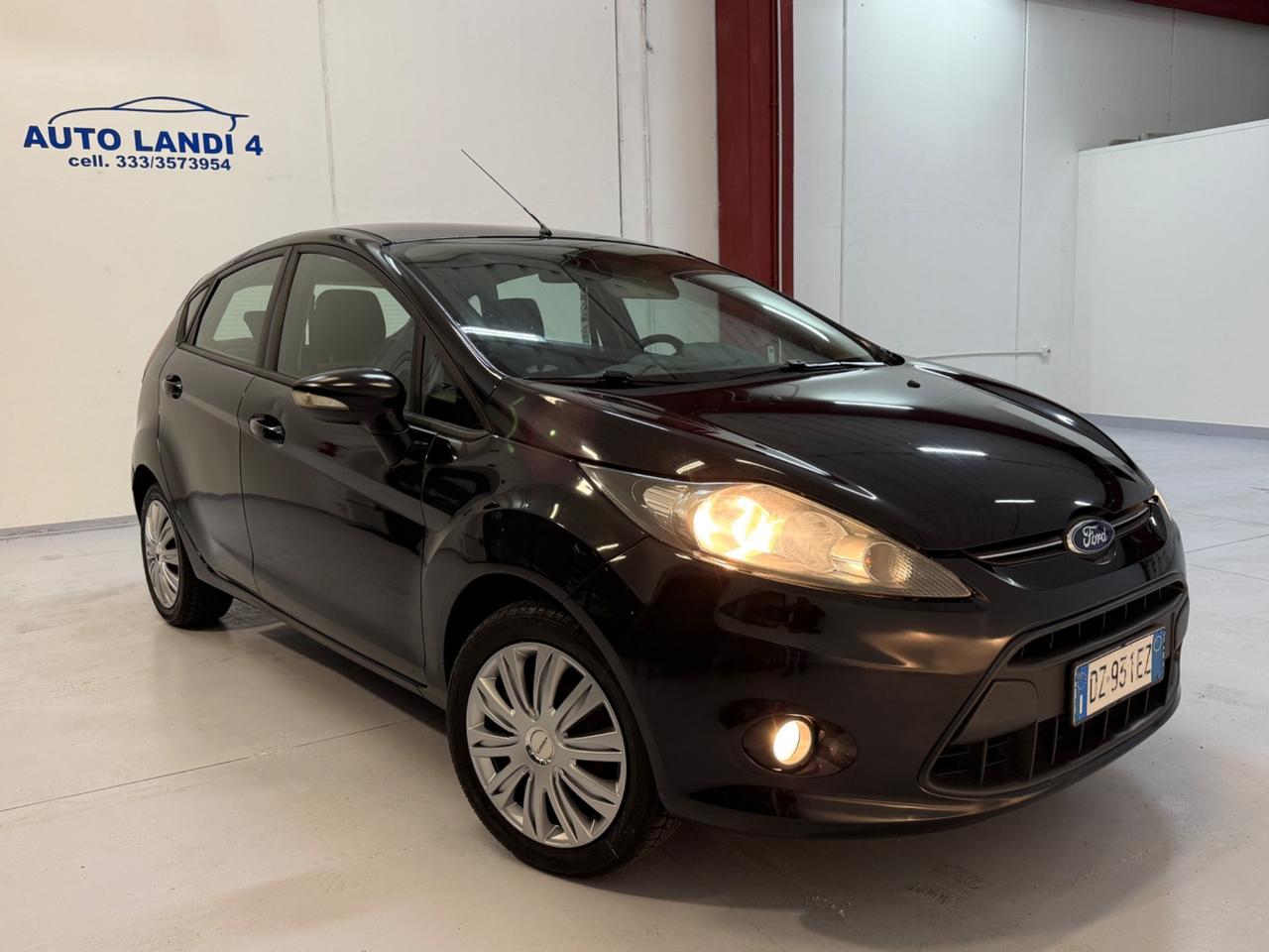 Ford Fiesta 1.4 TDCi 68CV 5 porte Titanium