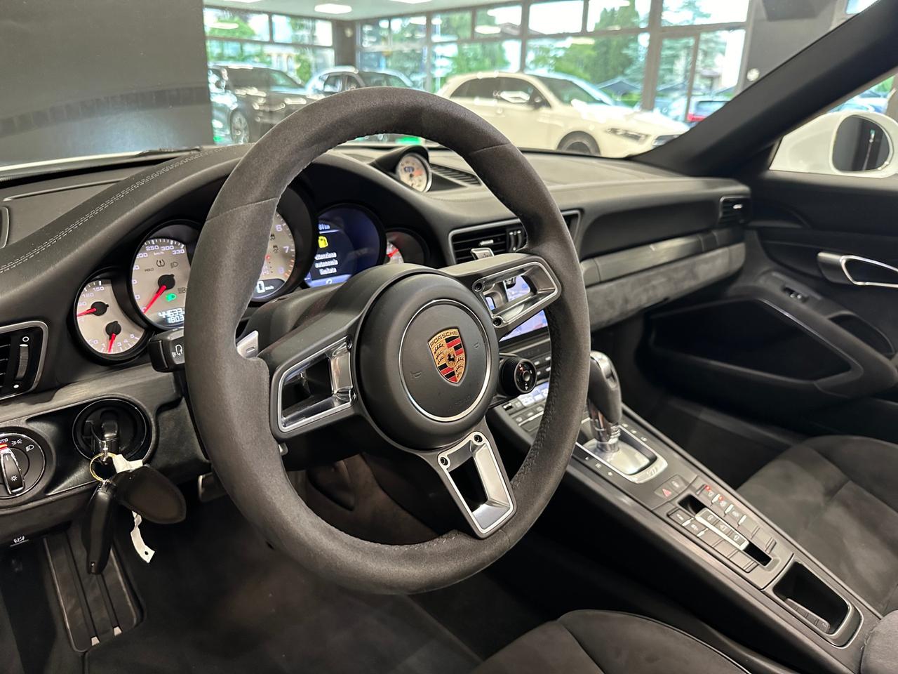 Porsche 911 Cabrio 3.0 Carrera 4 GTS auto