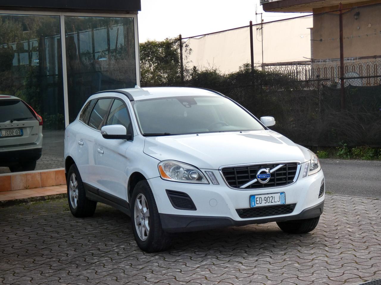 Volvo XC 60 XC60 2.4 D 175 CV FWD Geartronic Kinetic