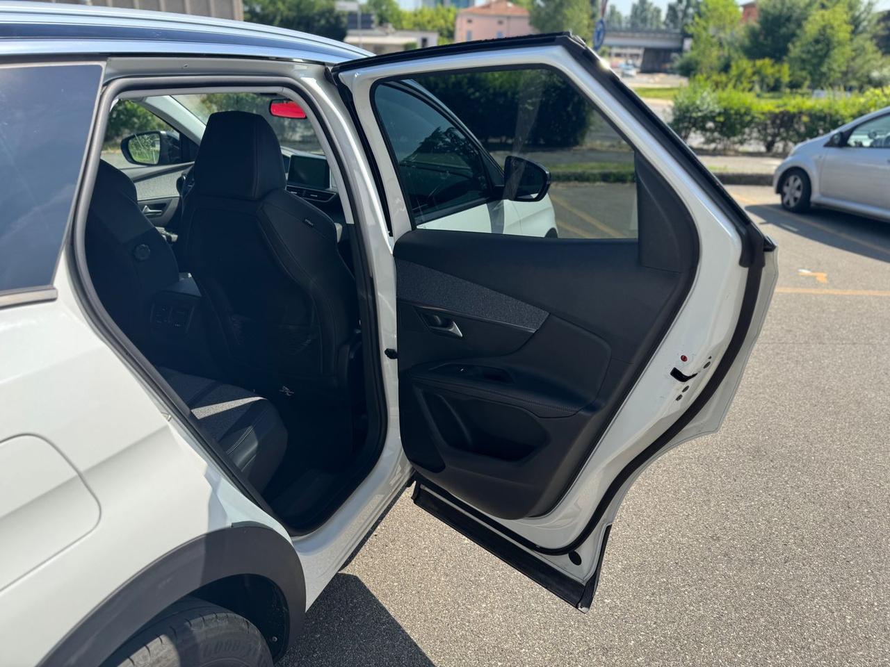 Peugeot 3008 Allure 1.6 Blue HDI 120