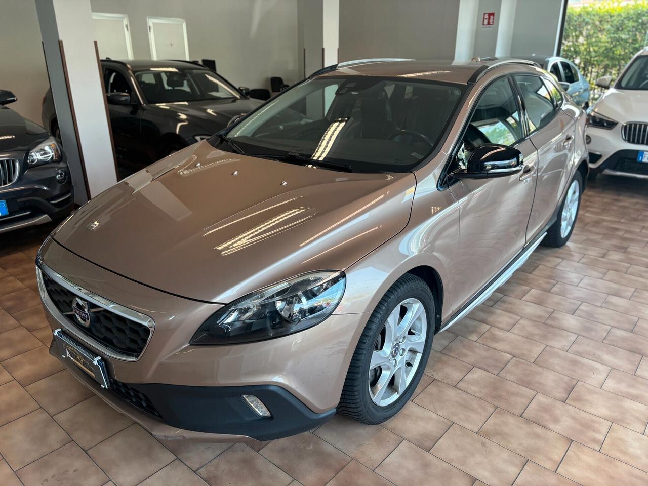 Volvo V40 Cross Country 2.0 d2 Kinetic*EURO 6