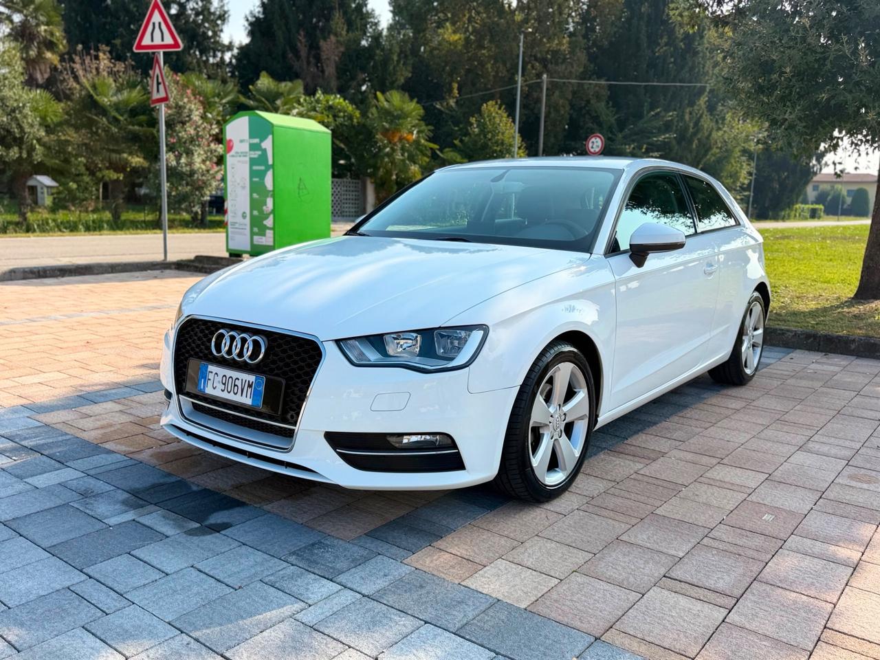 Audi A3 2.0 TDI 150 CV clean diesel Ambition