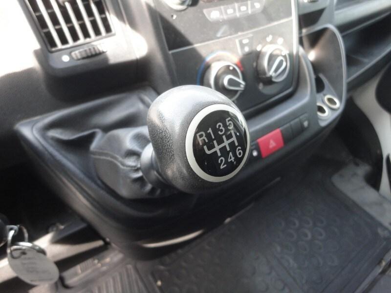 PEUGEOT Boxer (3ª serie) Boxer 335 2.0 BlueHDi...