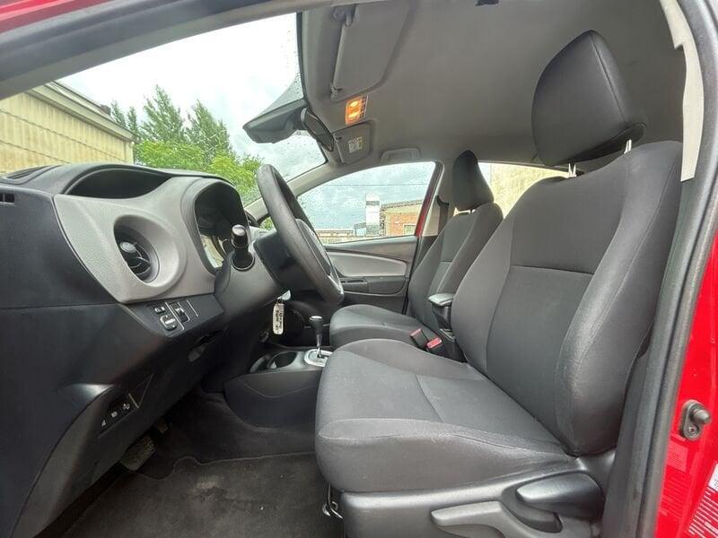 Toyota Yaris 1.5 Hybrid 5 porte Cool