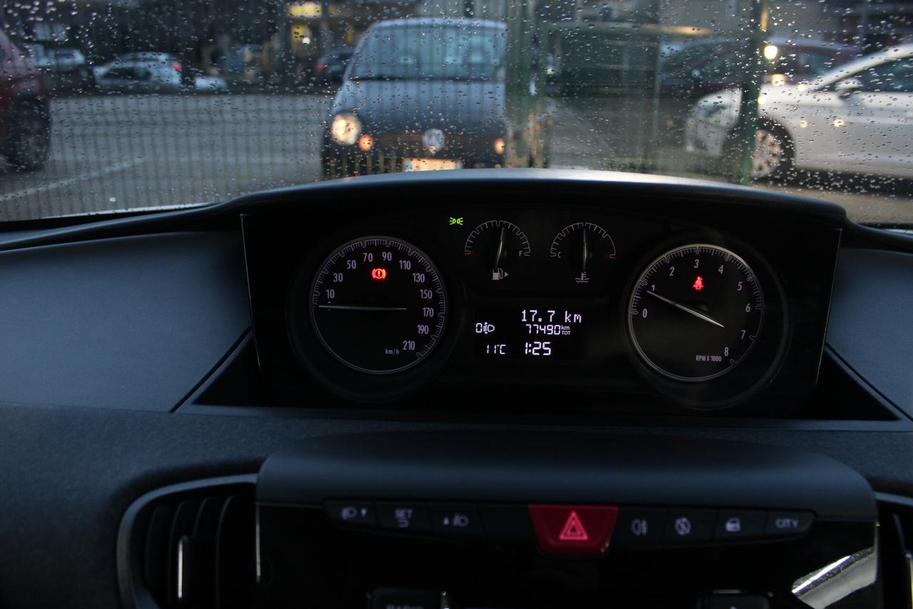 Lancia Ypsilon 1.2 69 CV 5 porte S&S Elefantino Blu