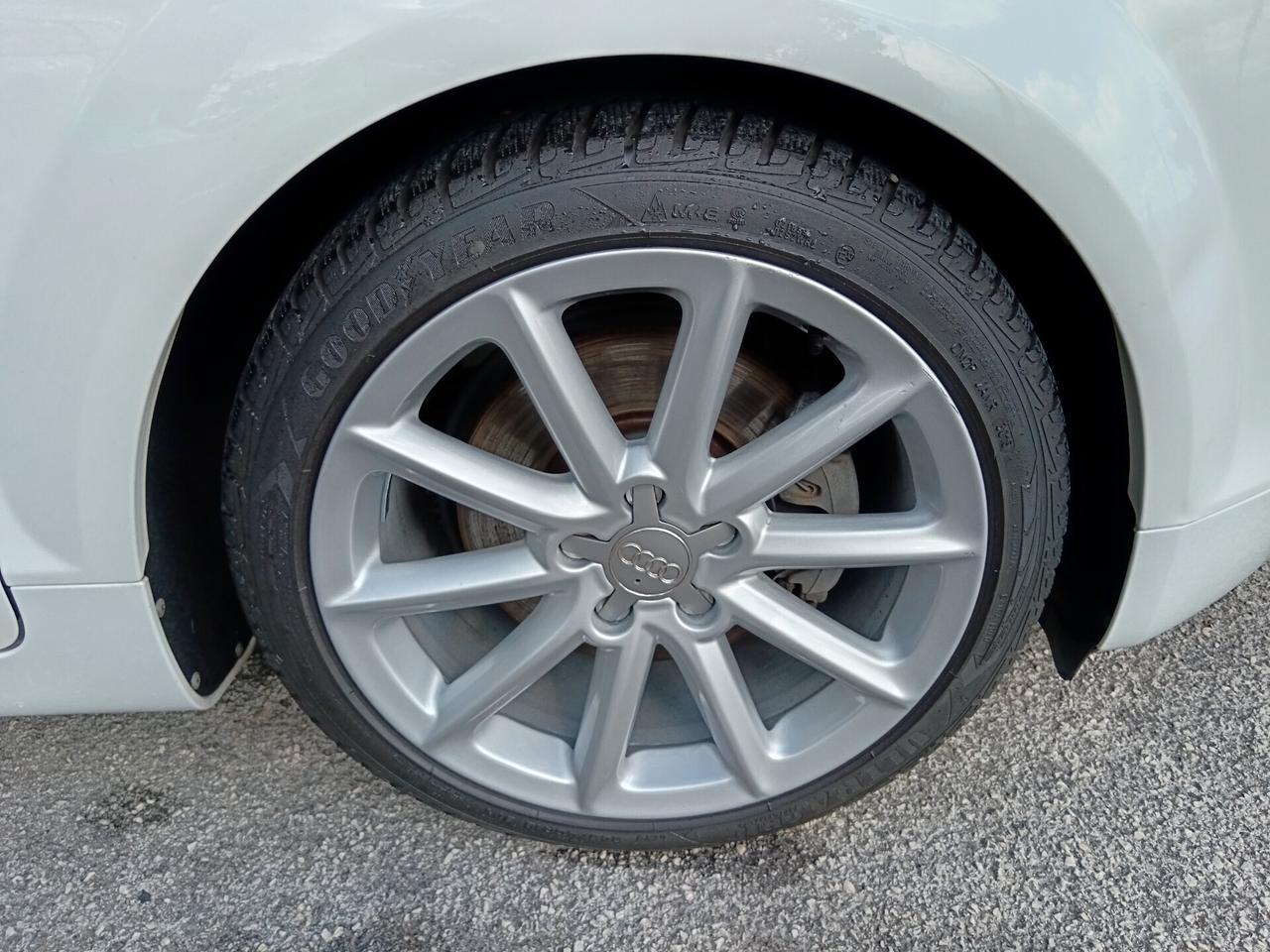 Audi TT Coupé 2.0 TDI 170CV QUATTRO ADVANCED