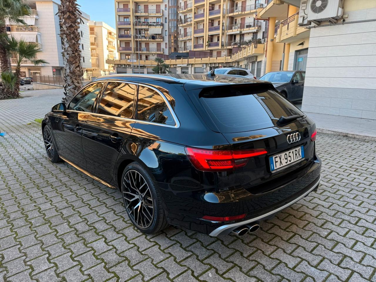 Audi A4 Avant 2.0 TDI 190 CV ultra S tronic S-Line