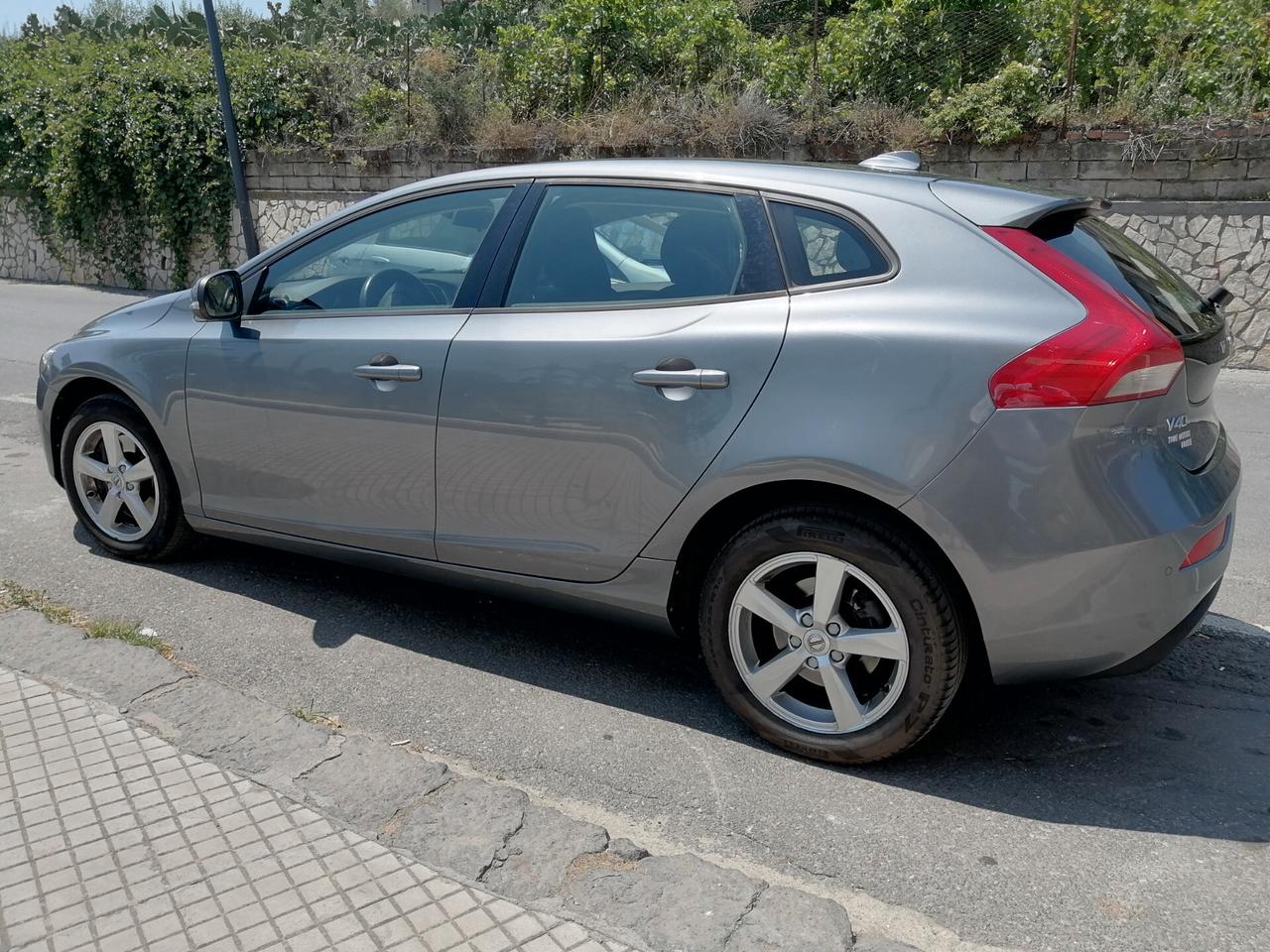 Volvo V40 12/2016 Navigatore satellitare cambio automatico full