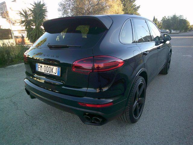 PORSCHE Cayenne 3.0 Diesel Platinum Edition