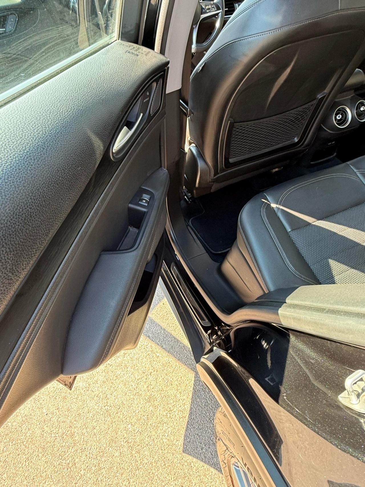 Alfa Romeo Stelvio 2.2 Turbodiesel 180 CV AT8 RWD Super