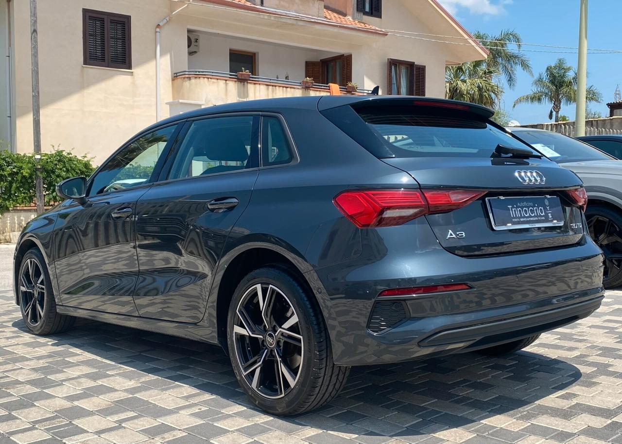 Audi A3 Sportback Business 2.0 TDI 116CV s-tronic 30