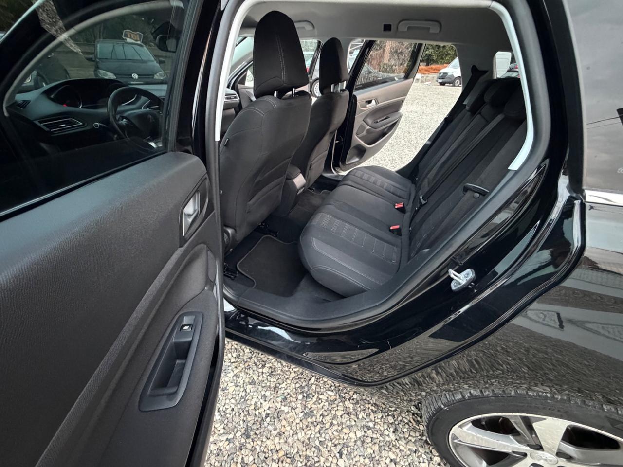 Peugeot 308 BlueHDi 120 S&S EAT6 SW Allure