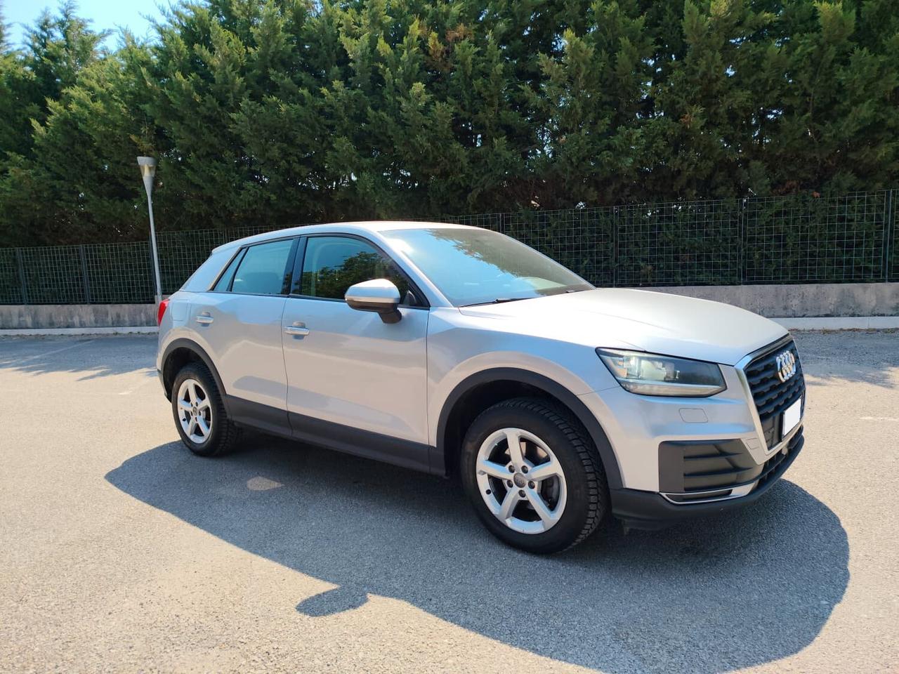Audi Q2 30 TDI S tronic Business