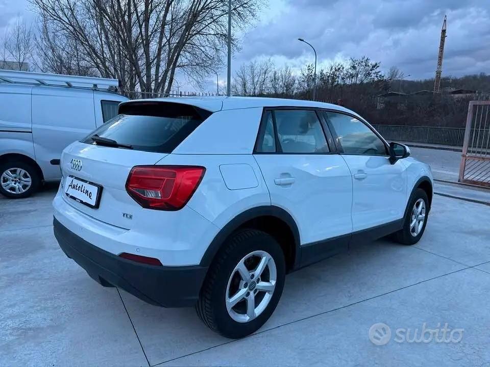 Audi Q2 1.6 TDI 116CV -Cambio AUTOMATICO-