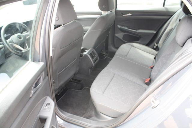 VOLKSWAGEN Golf 1.0 eTSI EVO DSG Life
