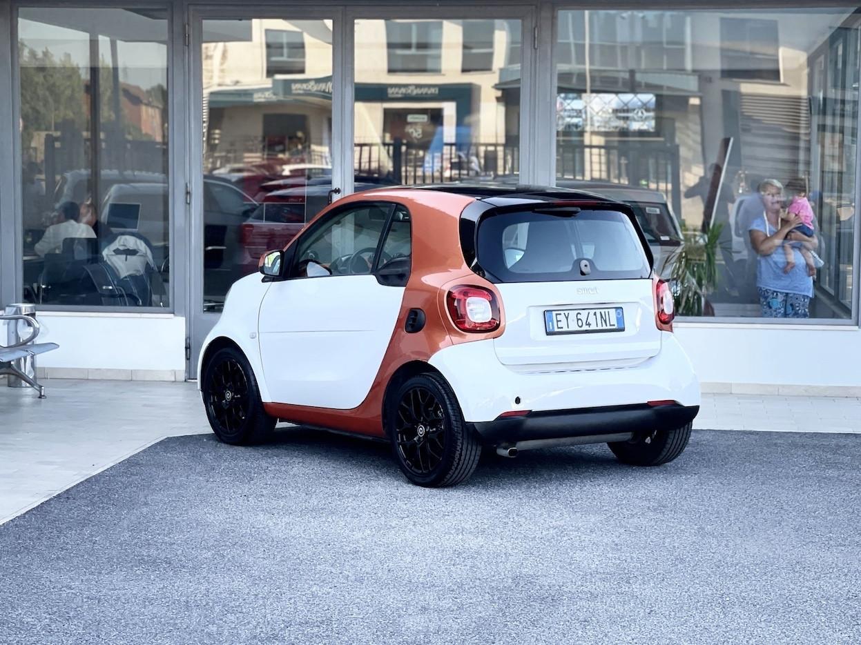 Smart ForTwo 1.0 Benzina 70CV E6 Neo. Automatica - 2015