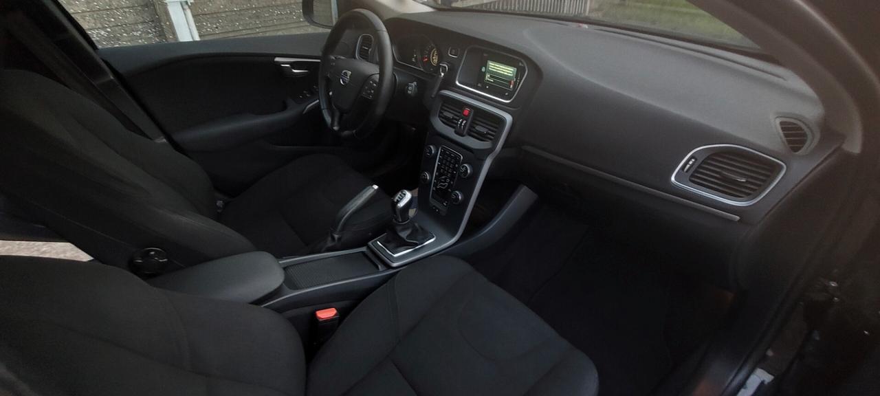 Volvo V40 D2 1.6 Business Edition