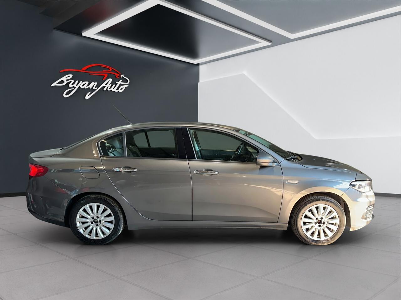 Fiat Tipo 1.3 Mjt 4P Lounge 95CV