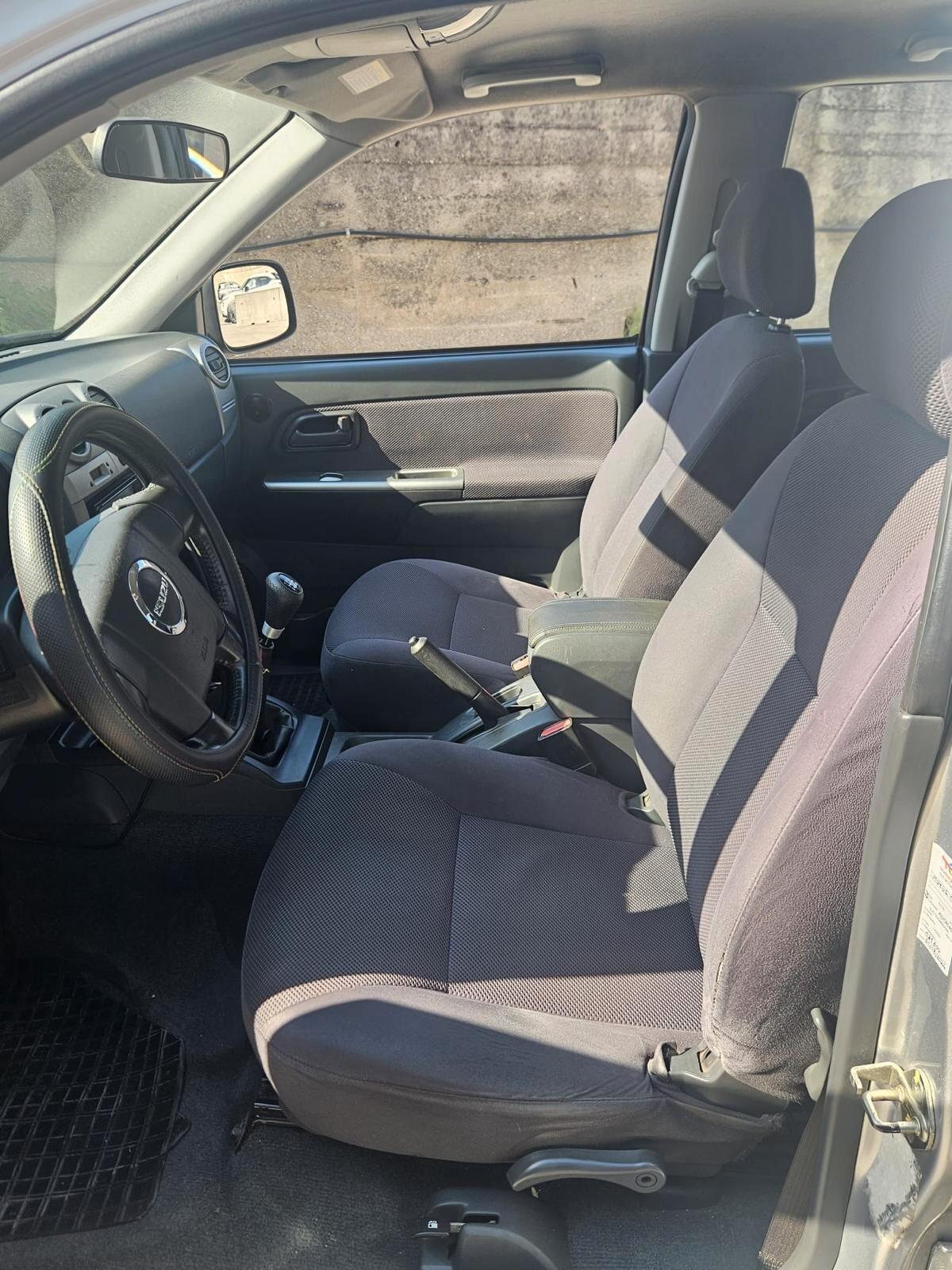 Isuzu D-Max 2.5 TD cat Crew Cab 4WD Pick-up L EU4