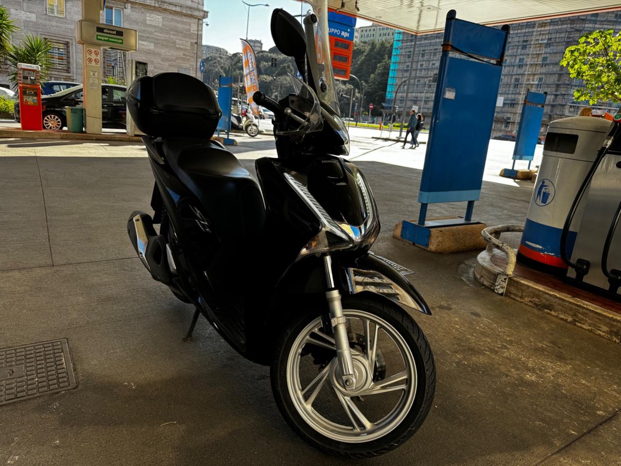 HONDA SH150 FULL OPTIONAL PERFETTO
