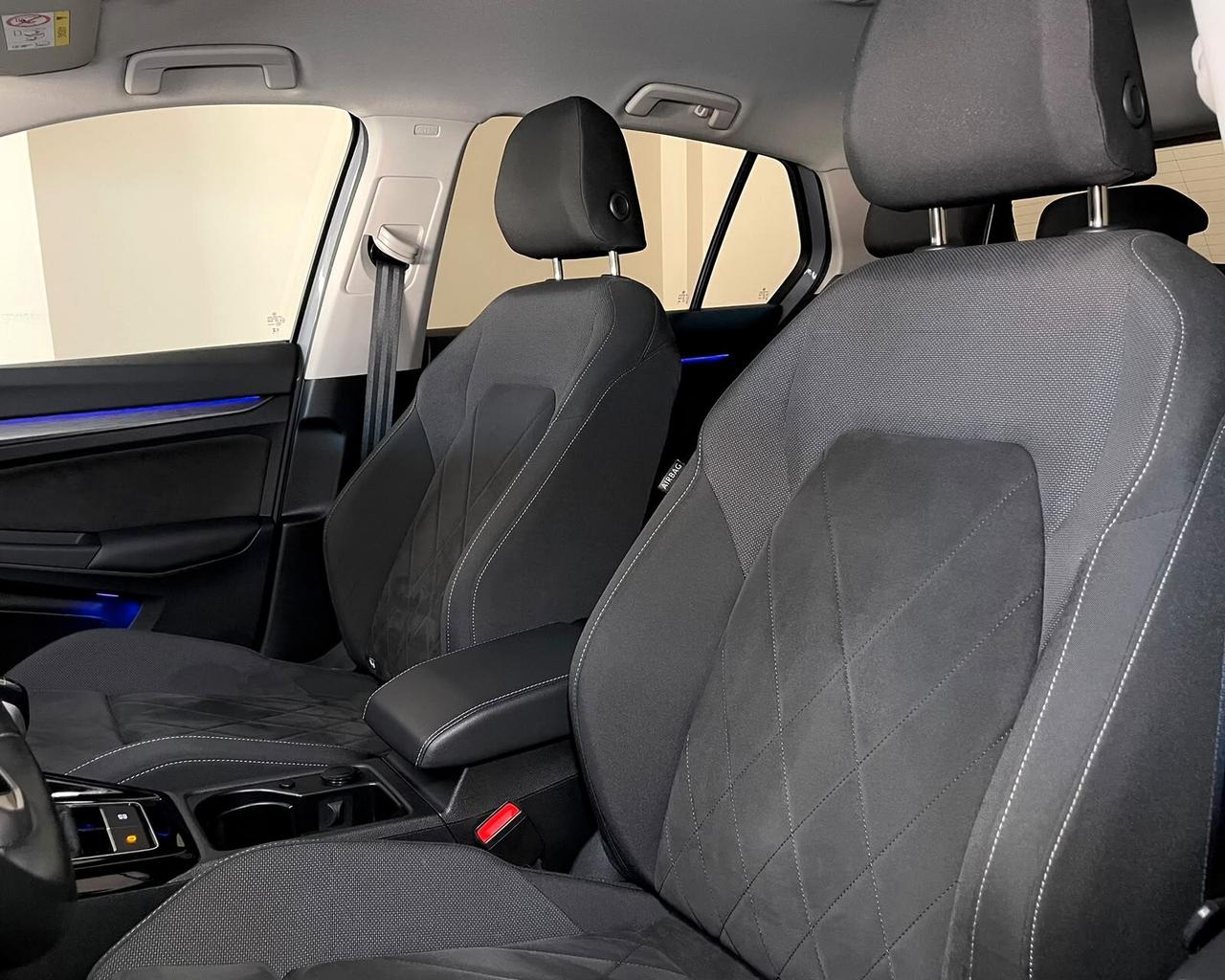 Volkswagen Golf VIII 2.0 TDI 150 CV SCR Style