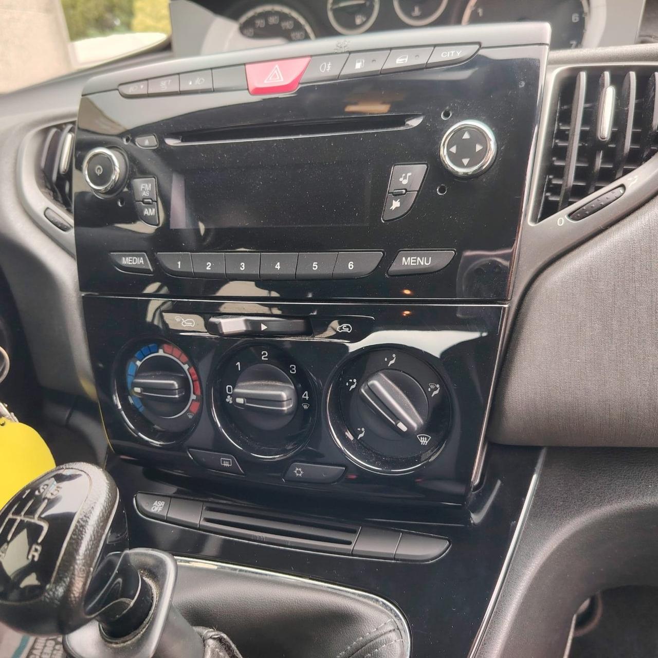 LANCIA Ypsilon 0.9 TwinAir 85 CV 5 porte Metano Ecochic Gold