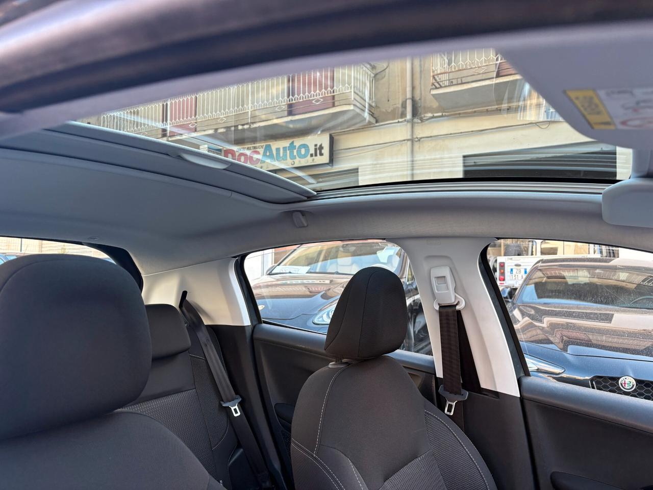 Peugeot 208 PureTech 82 5 porte style