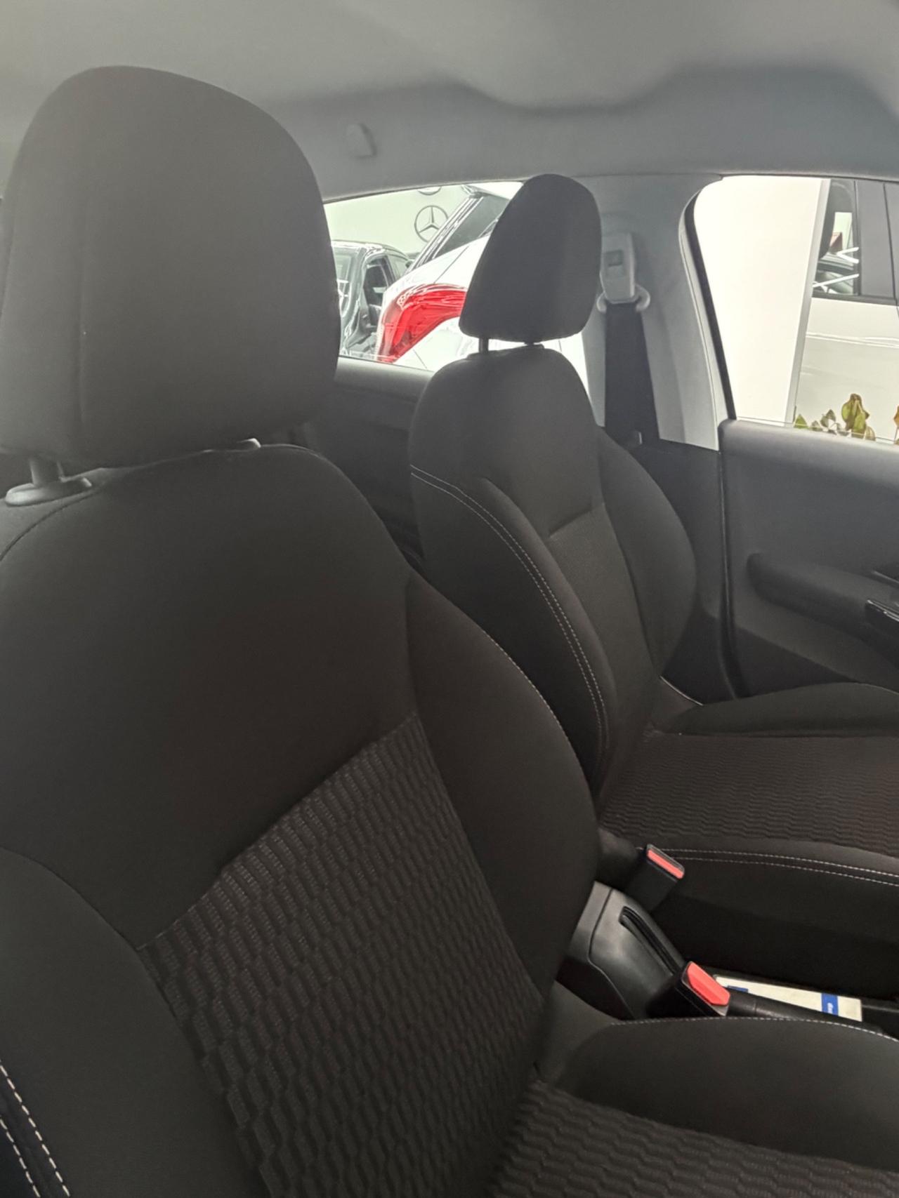 Peugeot 208 PureTech 82 5p. GPL Allure