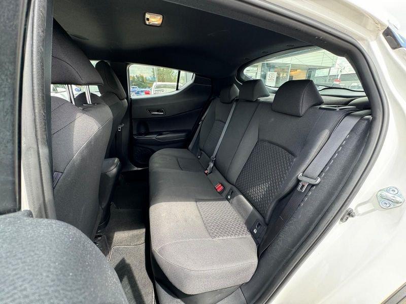 Toyota C-HR C-HR 1.8 Hybrid E-CVT Active