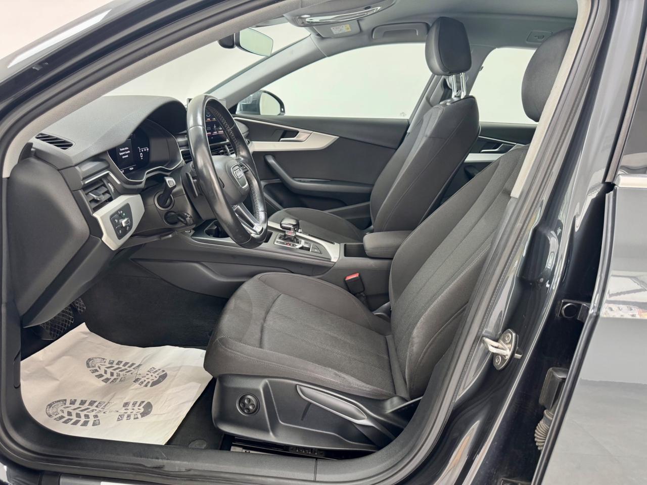 Audi A4 35 TDI/163 CV S tronic Business Advanced