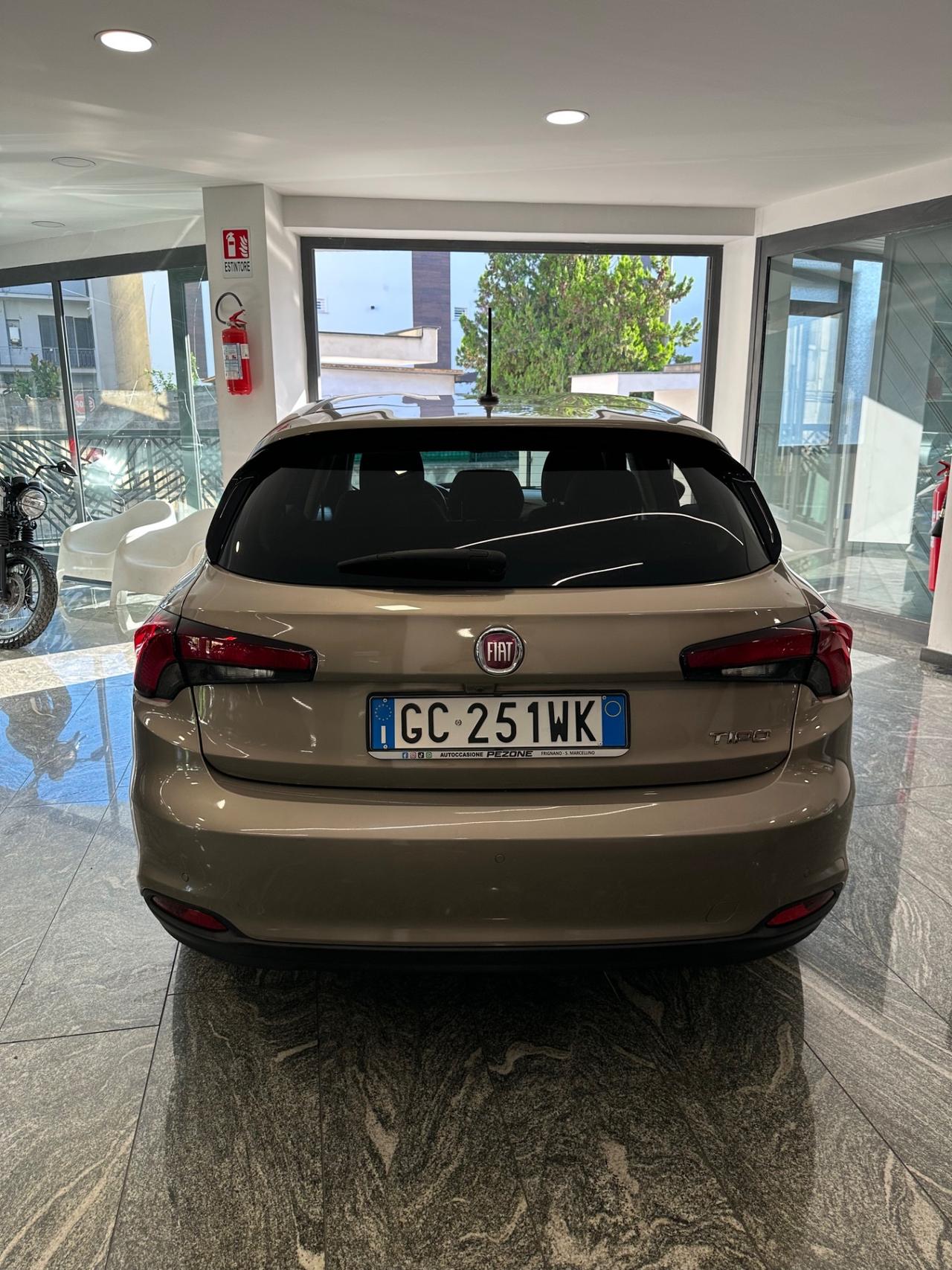 Fiat Tipo 1.6 Mjt S&S 5 porte Mirror