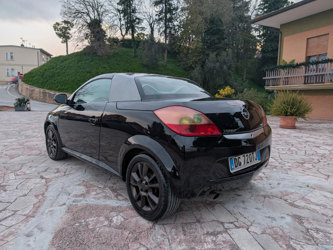 Opel Tigra CABRIO TwinTop 1.3 CDTI