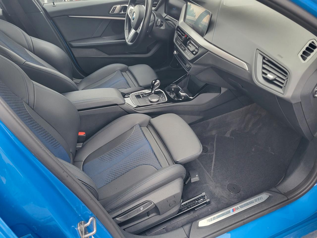 Bmw 118 118d 5p. Msport