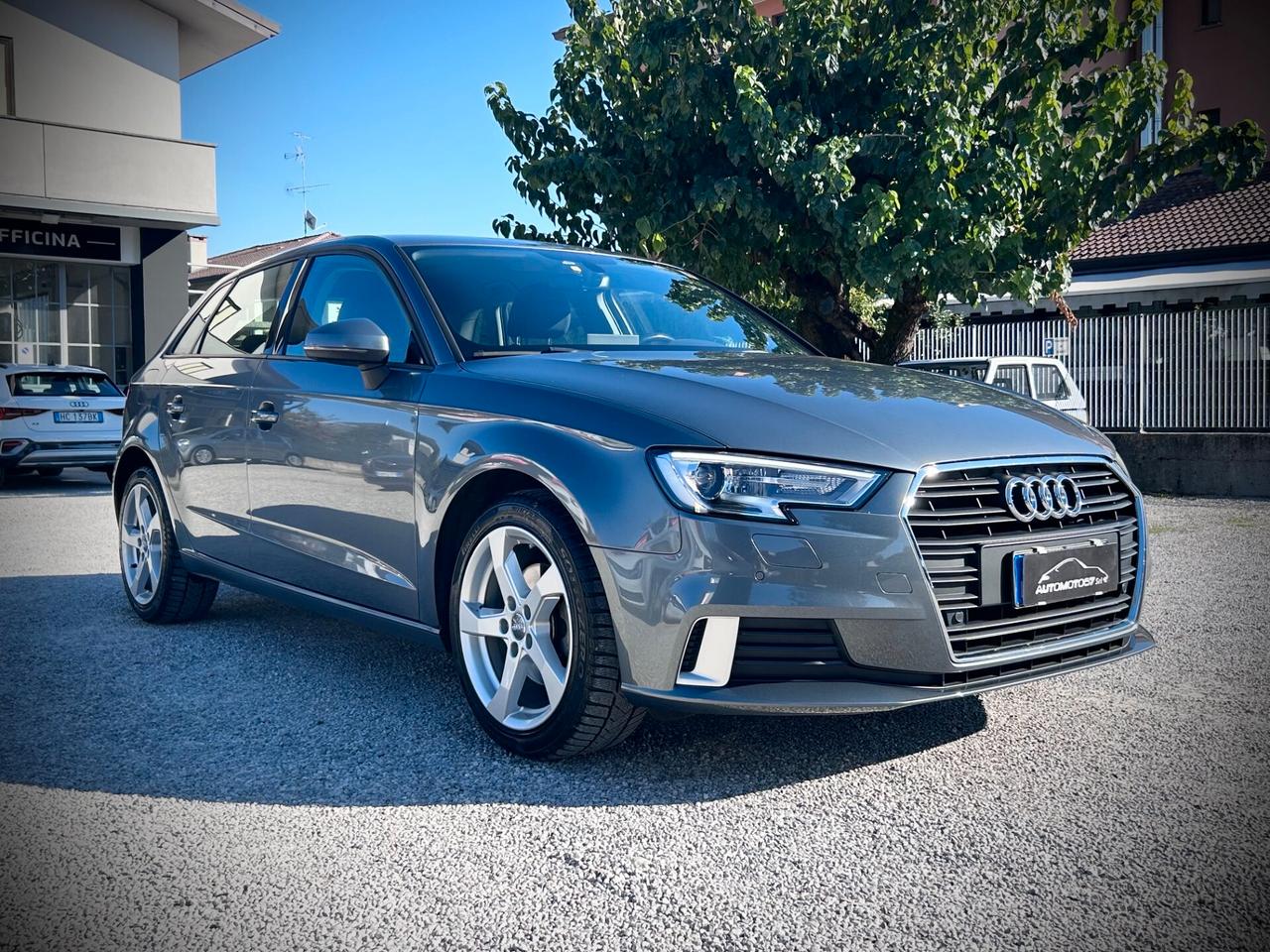 Audi A3 SBK 1.6 TDI Sport - NEOPATENTATI