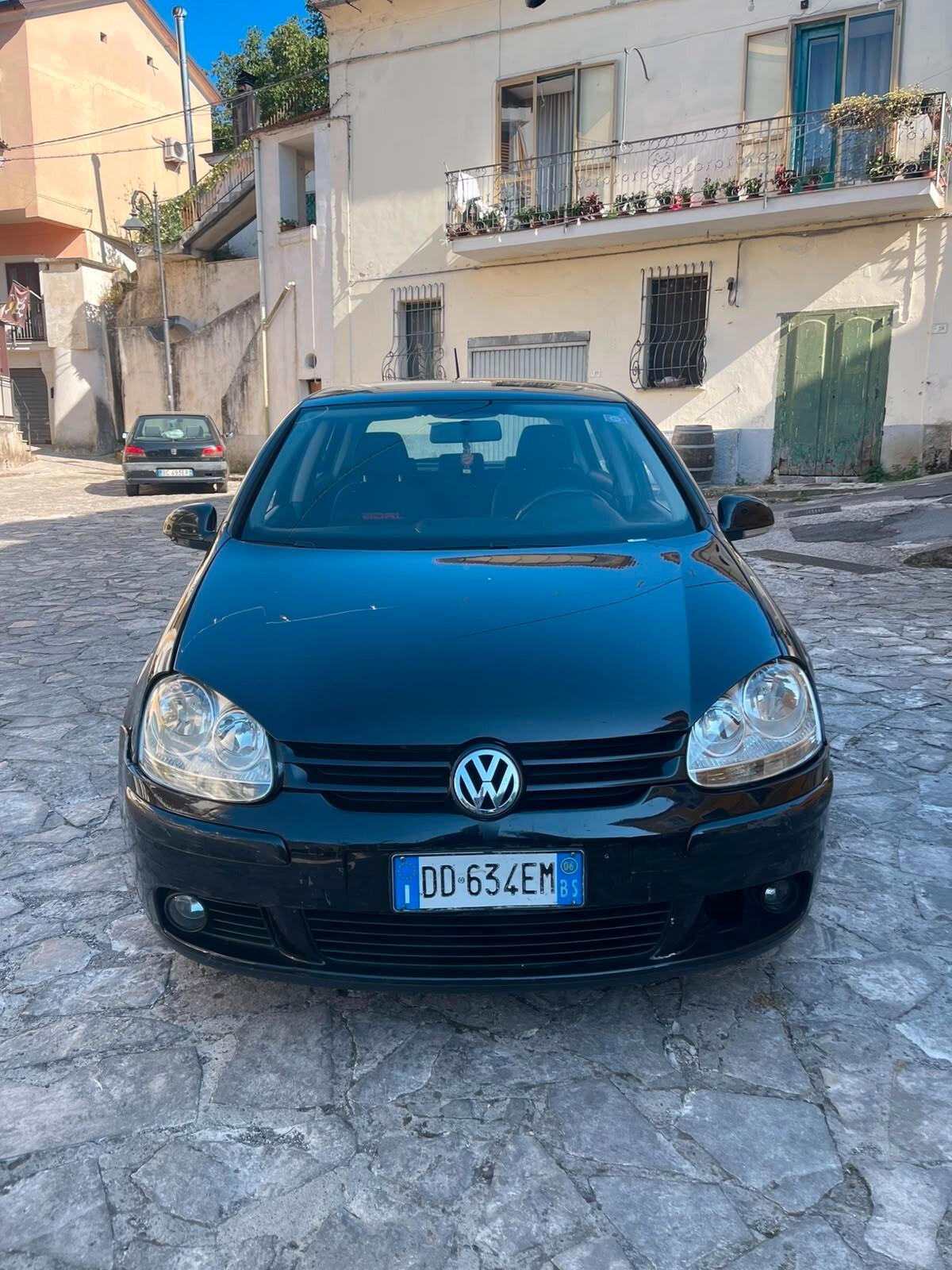 Volkswagen Golf 1.9 TDI 5p. Sportline