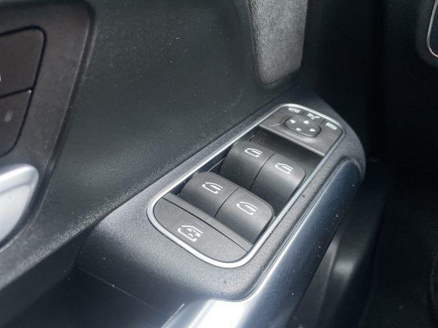 MERCEDES-BENZ B 180 1.5 d 116 CV Automatic Premium