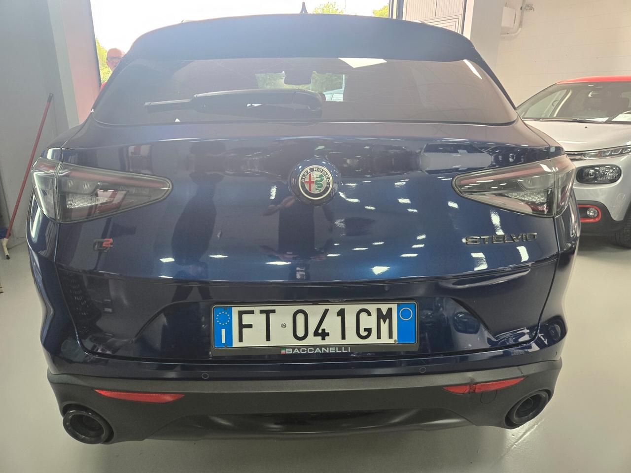 Alfa Romeo Stelvio 2.2 Turbodiesel 180 CV AT8 RWD Business